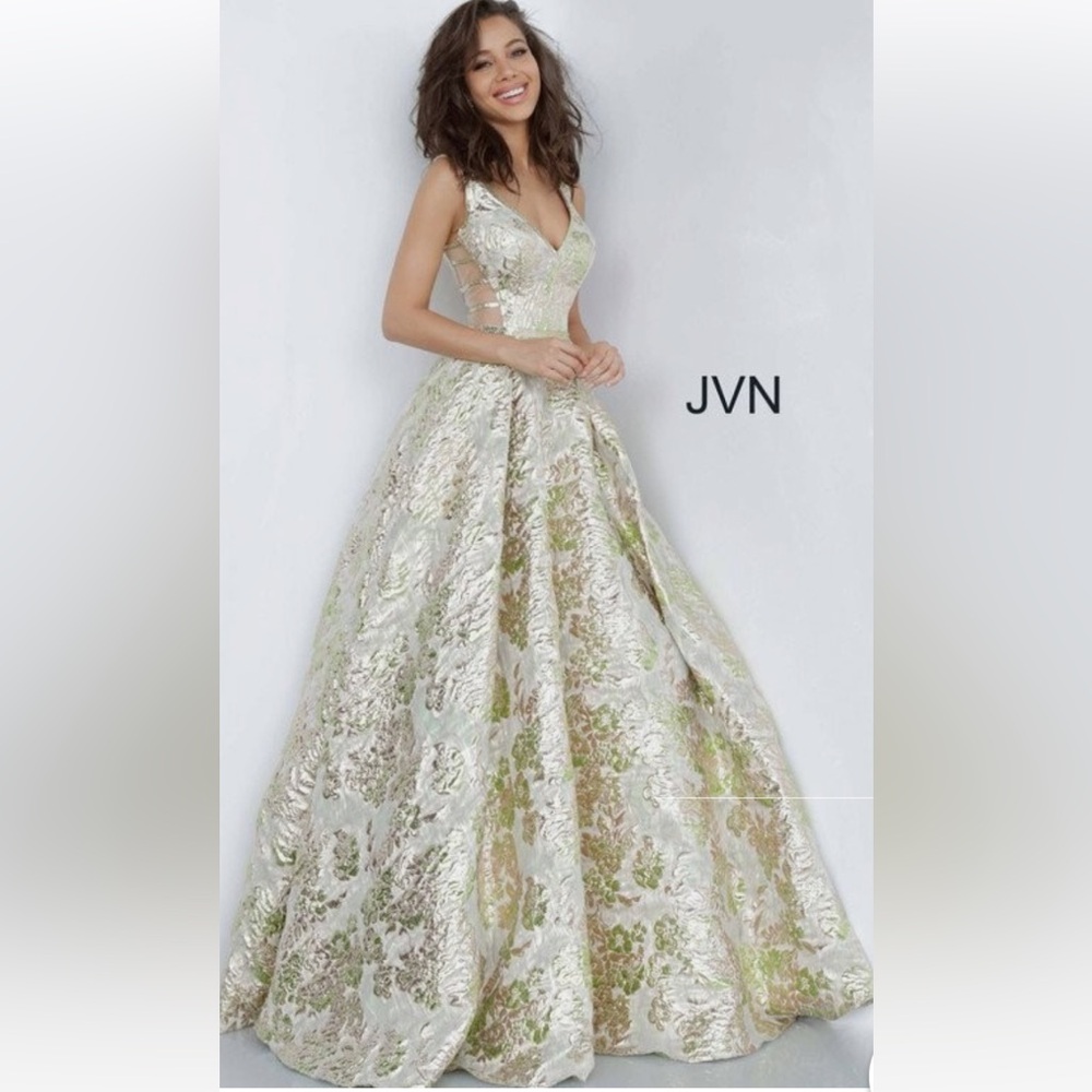 NWT Jovani JVN Sleeveless Ball Gown A-Line Maxi Dress Green/Gold Metallic size 2